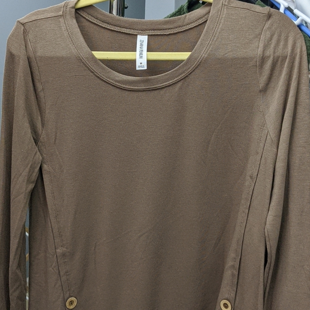 Long sleeve shirt